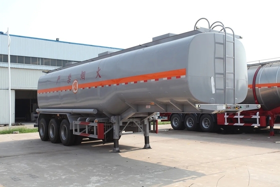 3 Achsen Kraftstofftankschiff Halbanhänger 40000 42000 45000 50000 60000 Liter Ölbehälter