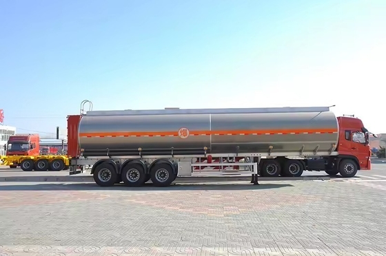 3 Achsen Kraftstofftankschiff Halbanhänger 40000 42000 45000 50000 60000 Liter Ölbehälter